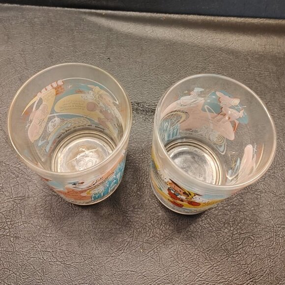 VINTAGE DISNEY 100 YEARS OF MAGIC SHARE A DREAM COME TRUE GLASSES - MCDONALD'S - Picture 3 of 8